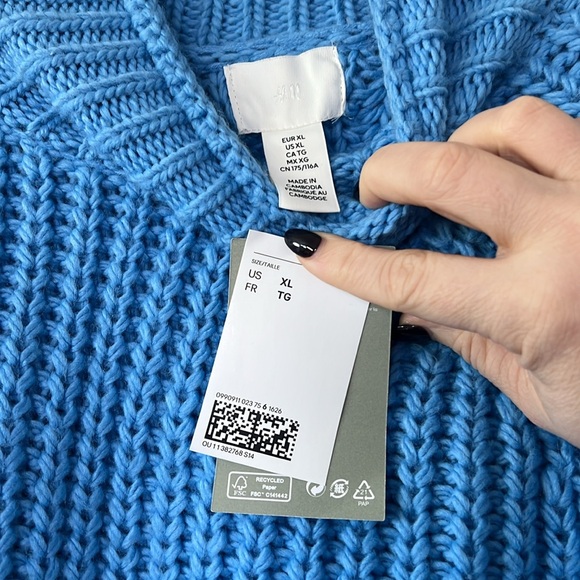 H&M chunky knit turtleneck sweater - Picture 5 of 6